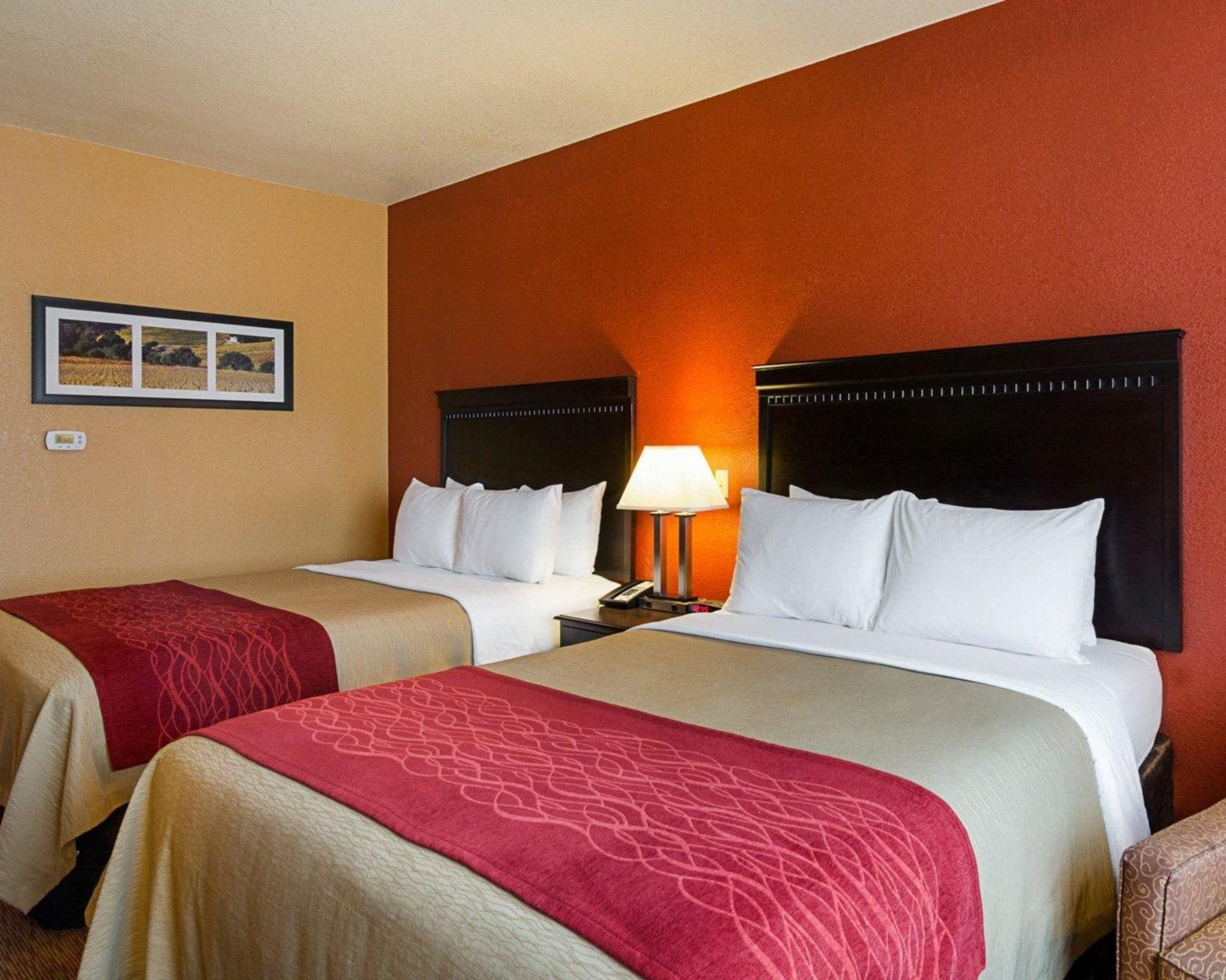 Comfort Inn & Suites Orange Exterior foto