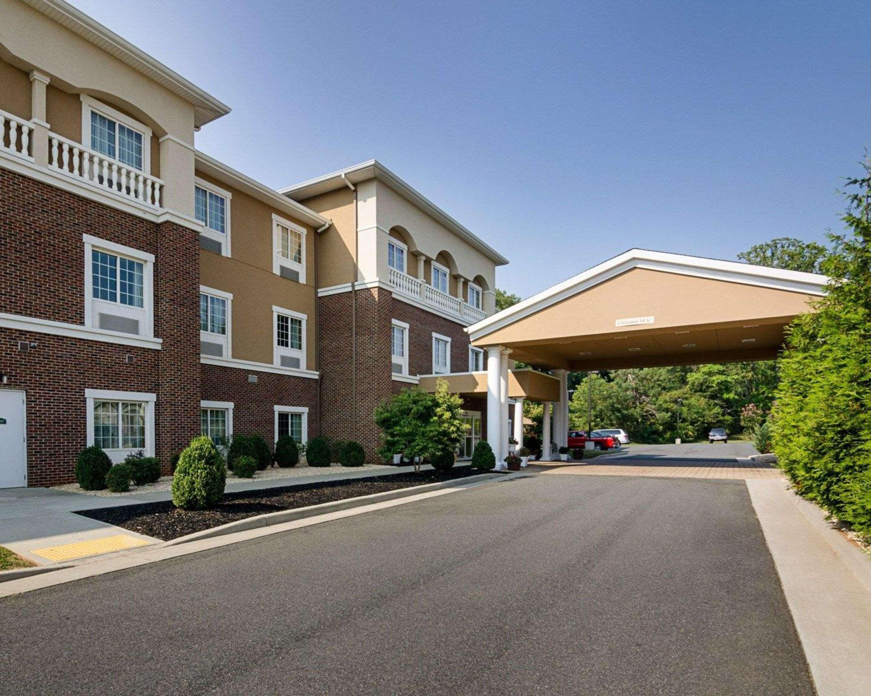 Comfort Inn & Suites Orange Exterior foto