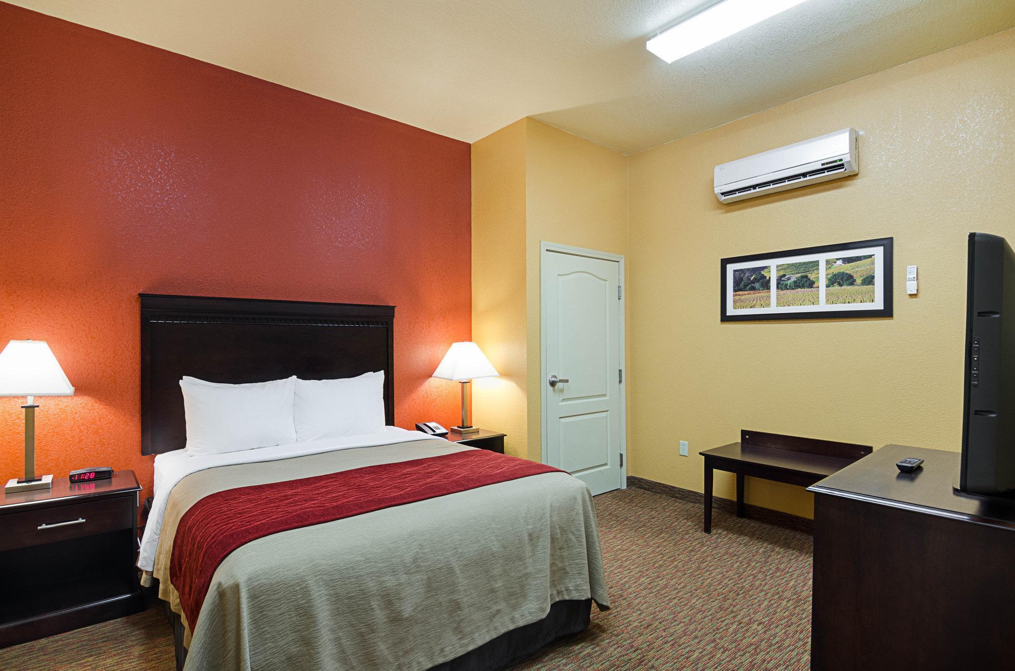 Comfort Inn & Suites Orange Exterior foto